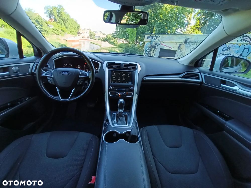 Ford Mondeo 2.0 TDCi Titanium 4WD PowerShift - 10