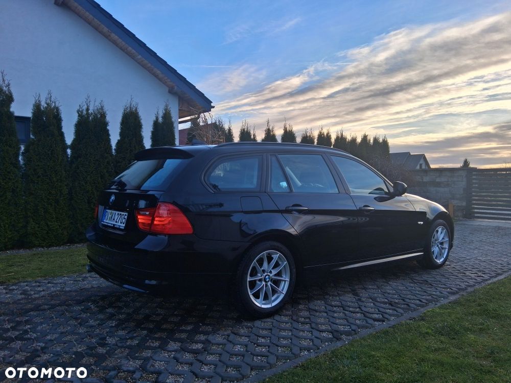 BMW Seria 3 320d xDrive DPF Edition Fleet - 2
