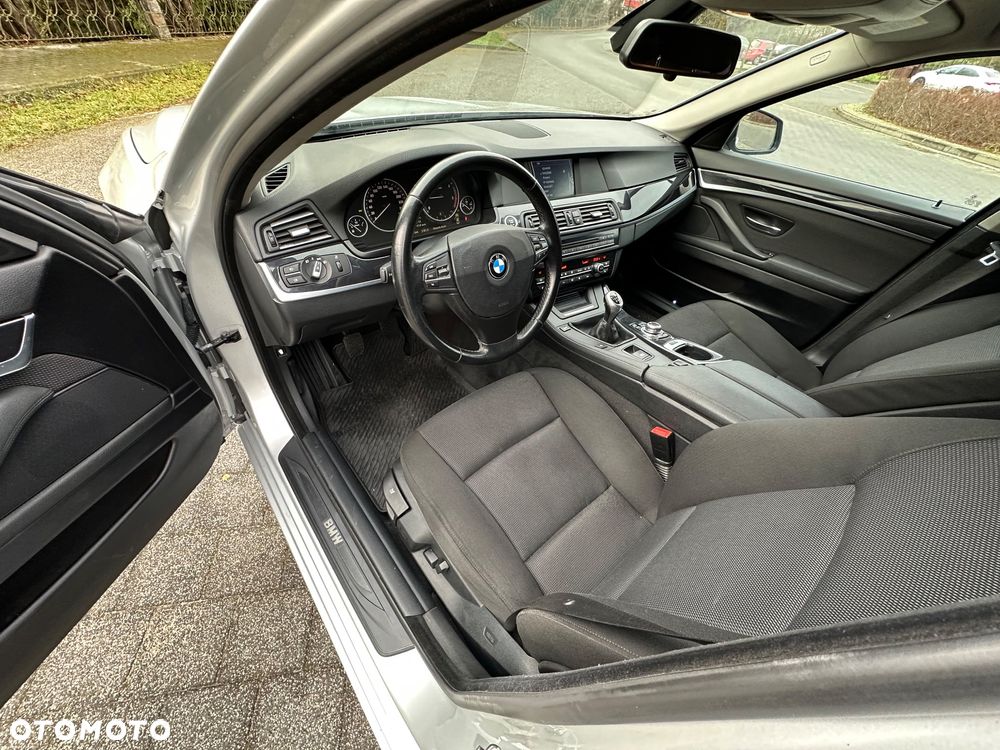 BMW Seria 5 520d Efficient Dynamics Edition - 18