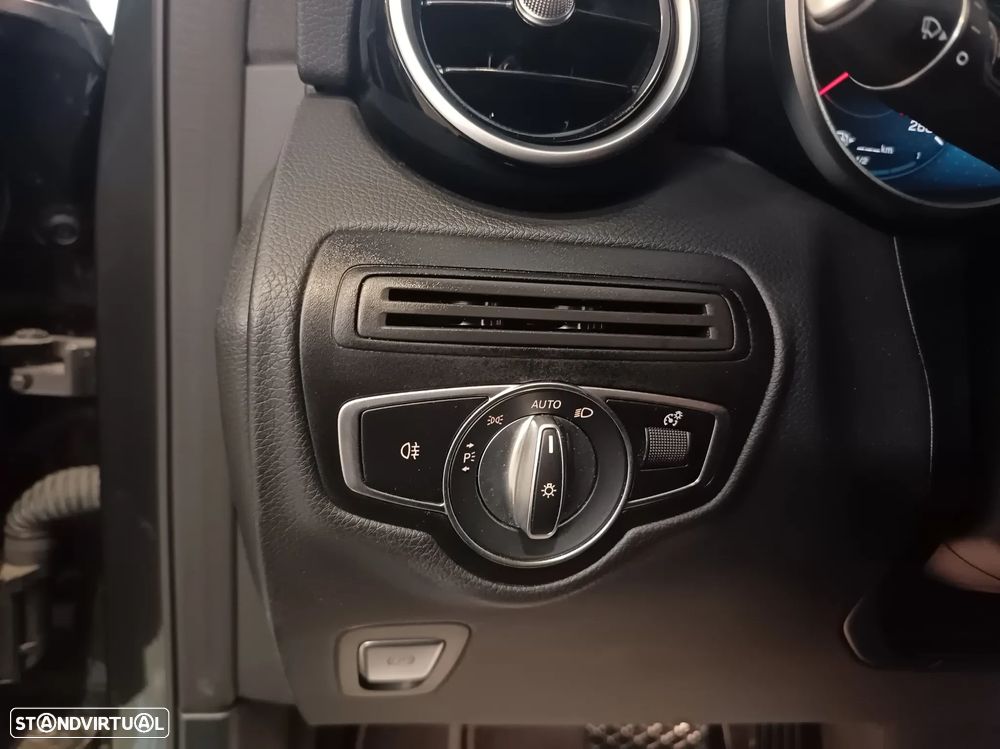 Mercedes-Benz GLC 300 de 4Matic 9G-TRONIC - 21