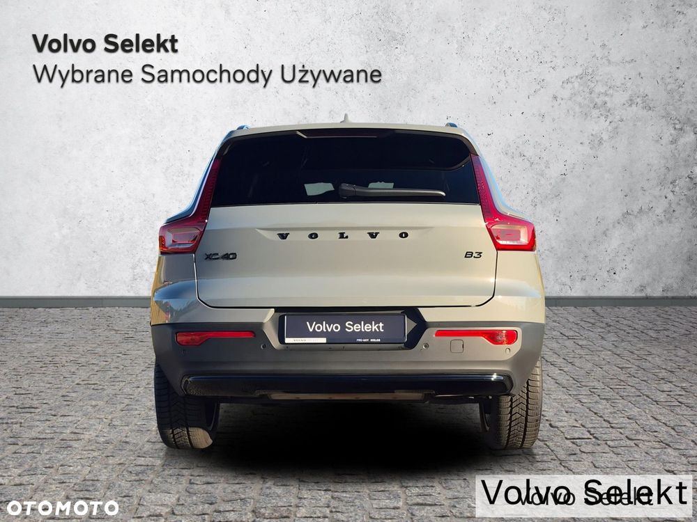 Volvo XC 40 - 6