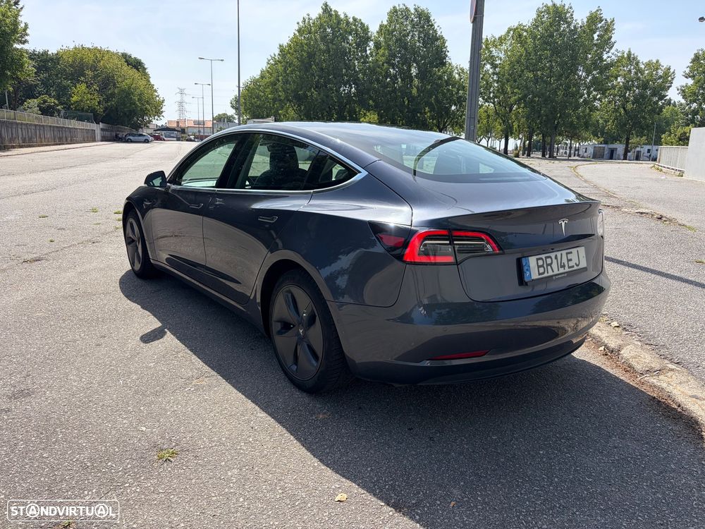 Tesla Model 3 Standard Range Plus RWD - 4