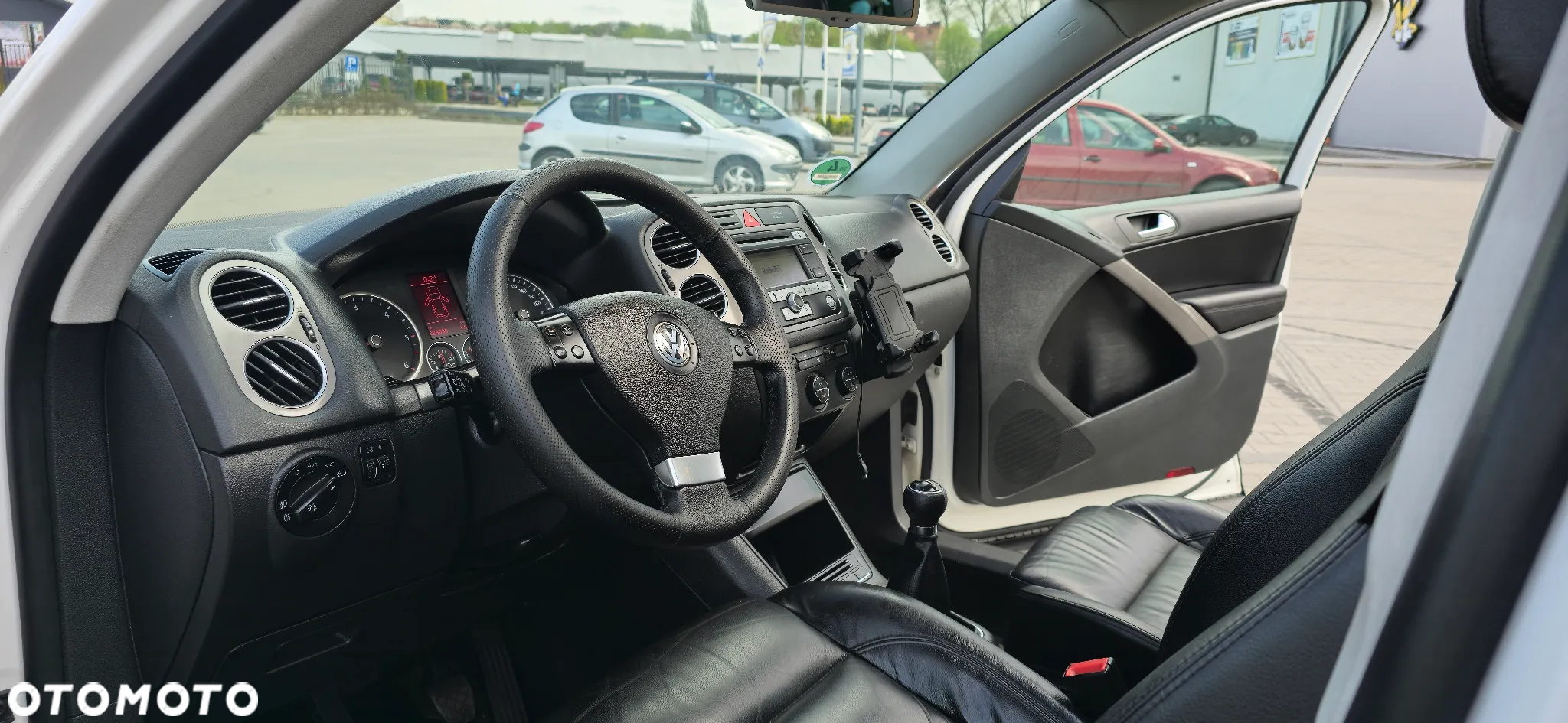 Volkswagen Tiguan 2.0 TDI DPF 4Motion Exclusive - 17