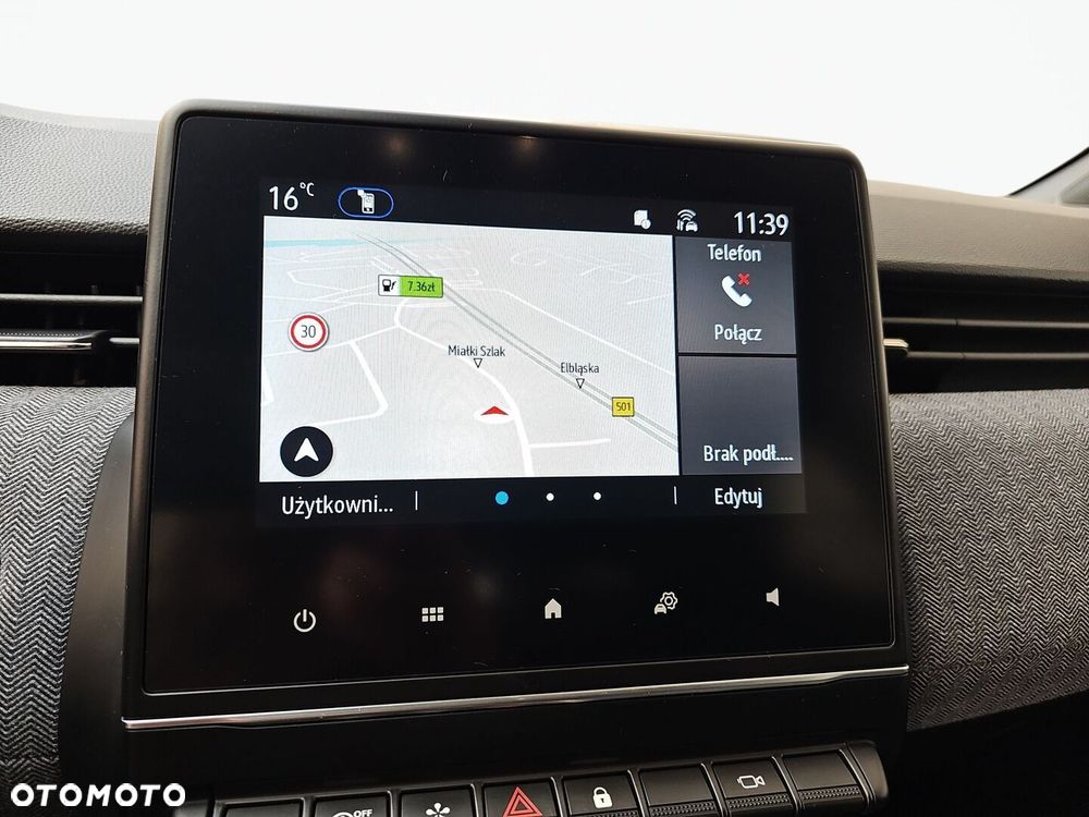 Renault Clio - 25