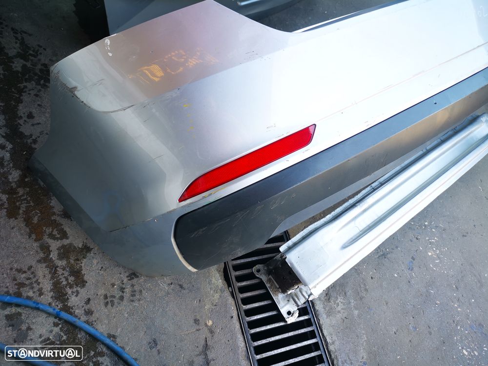 SKODA RAPID CARRINHA MALA PARA CHOQUES REFORÇO - M289 PC462 - 7