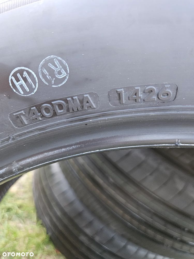 Opony letnie Bridgestone 225/55R19 - 2