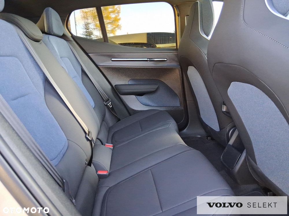 Volvo EX30 - 16