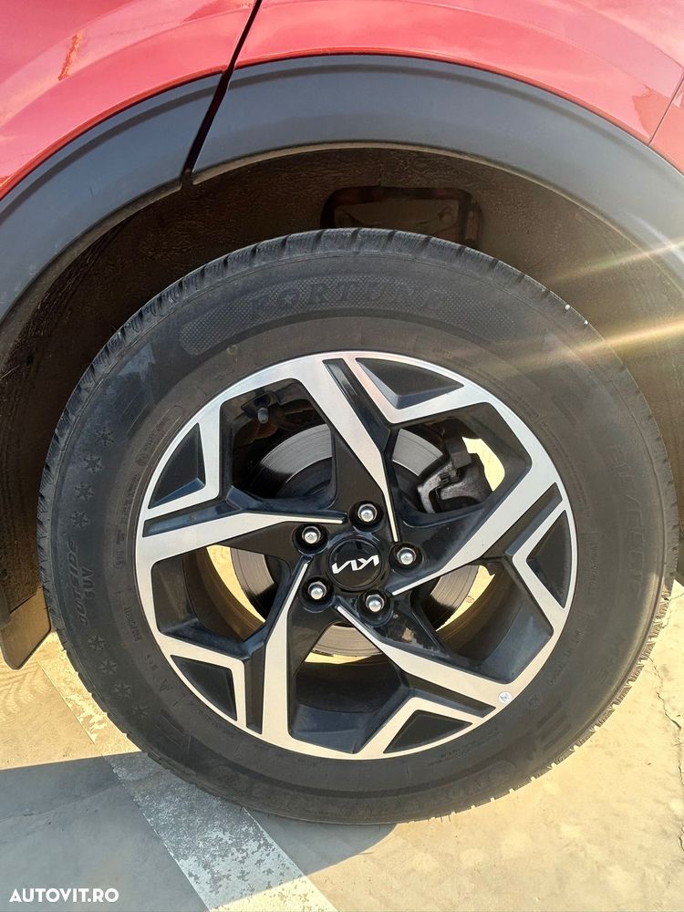 Kia Sportage 1.6 T-GDI 6MT 4x2 Business Line - 16