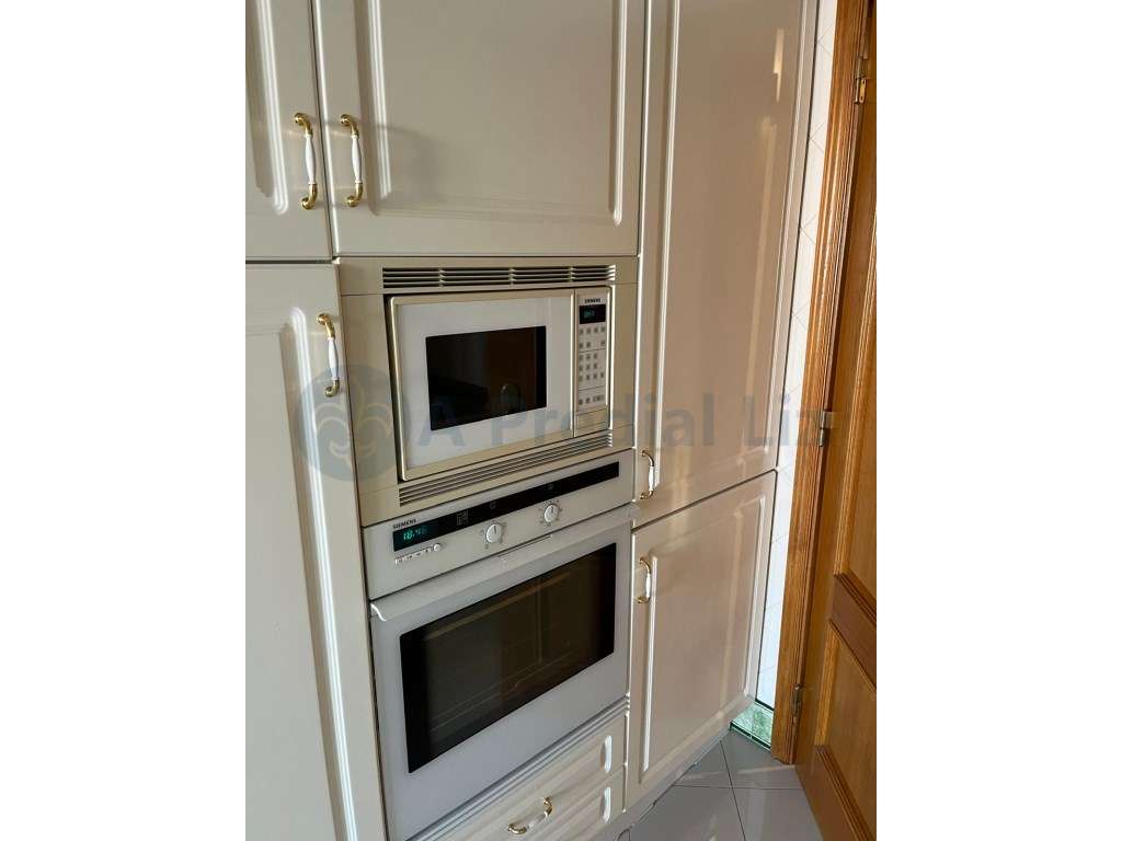 Arrendamento de Apartamento T3 na Rua Cardeal Mercier - Grande imagem: 3/15
