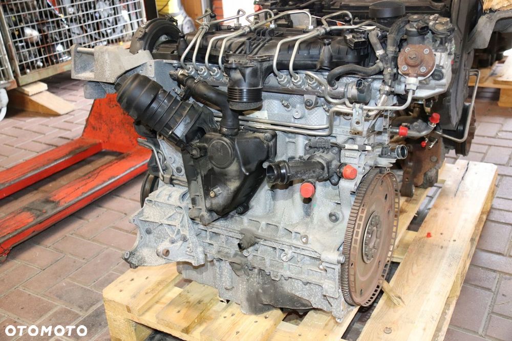 VOLVO V70 S80 XC70 V60 S60 XC60 2.4 D4 / D5 SILNIK D5244T15 - 6