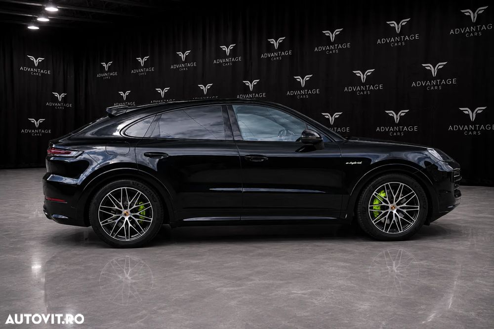 Porsche Cayenne E-Hybrid - 4