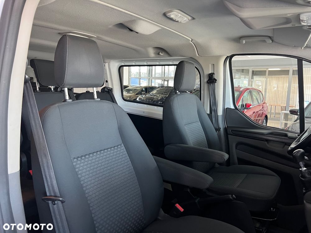 Ford Transit Custom Kombi-Van 320 L2H1 Trend - 34