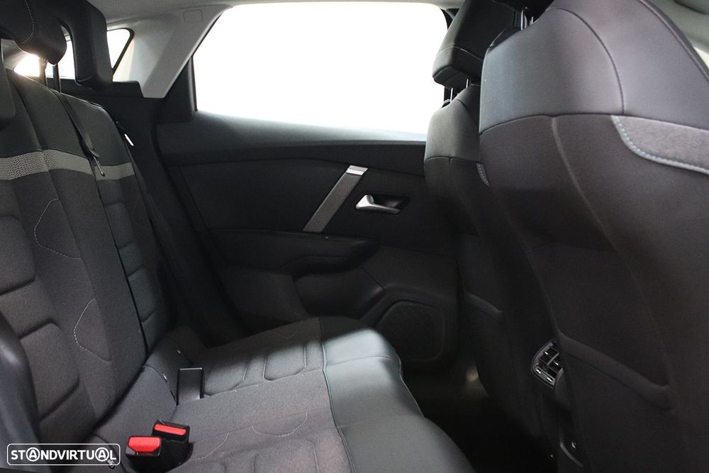 Citroën C4 1.2 PureTech Plus EAT8 - 19