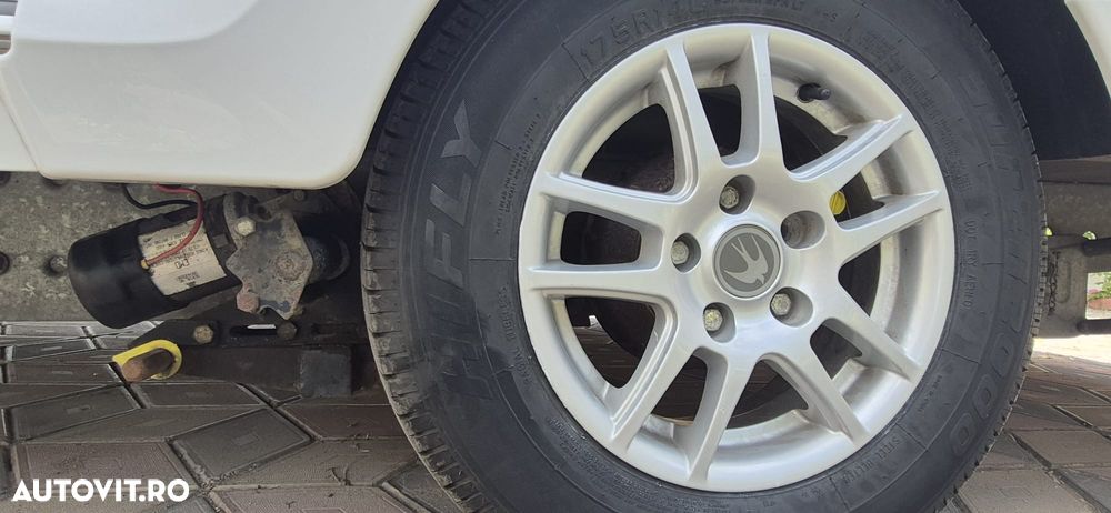 Swift Charisma - 8