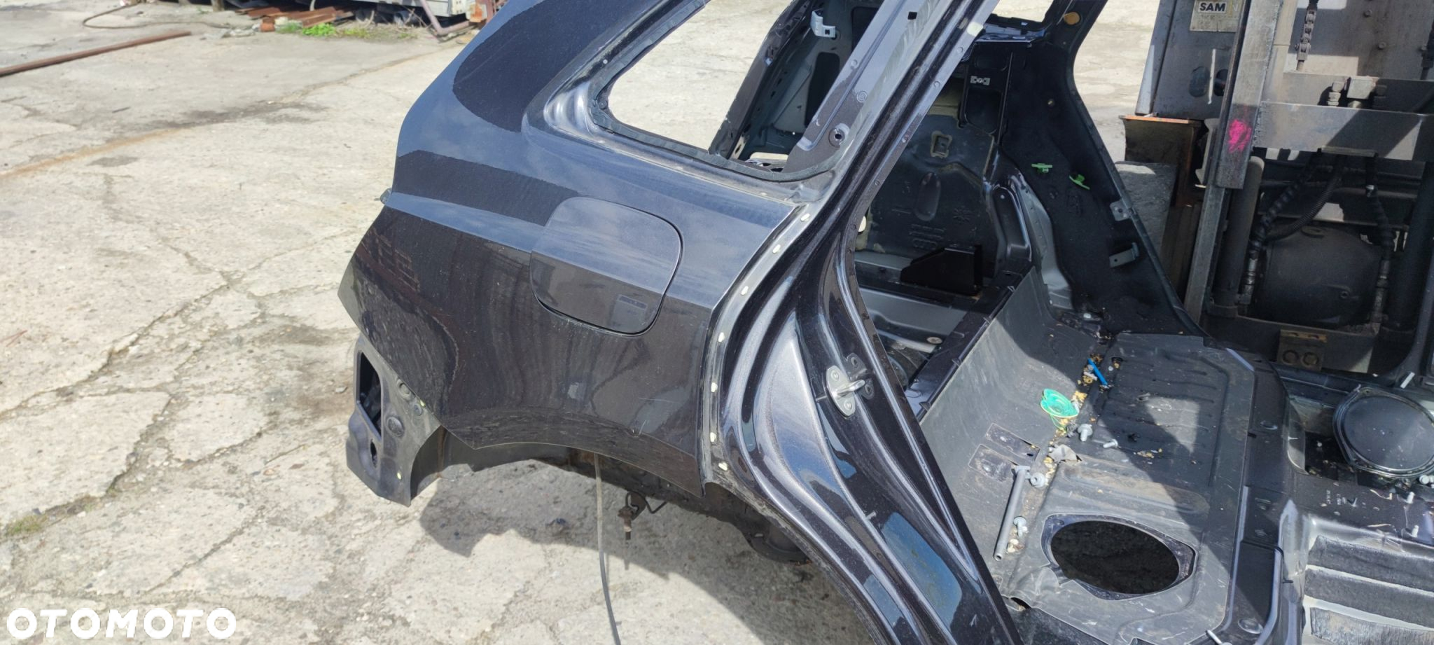 ĆWIARTKA BŁOTNIK PRÓG PRAWY TYŁ AUDI Q5 8R LZ7L - 5