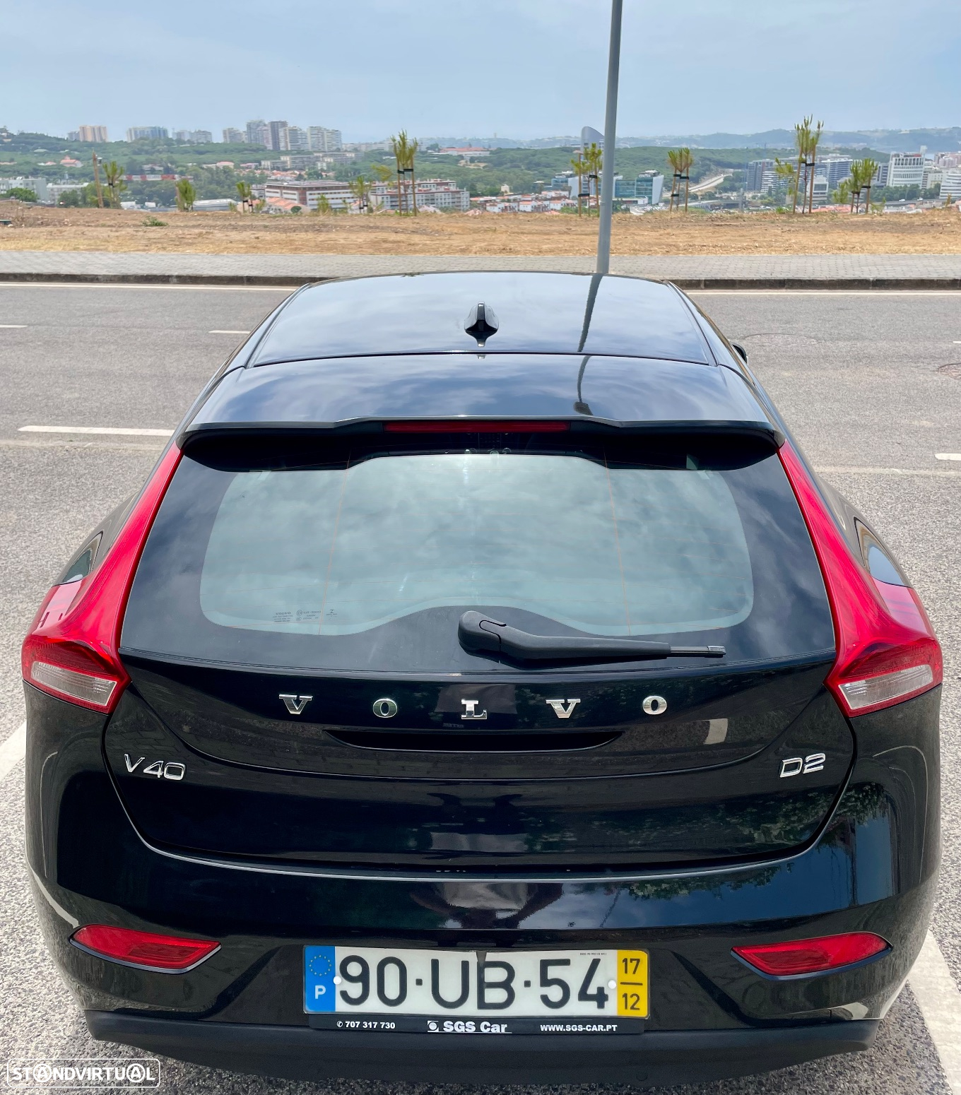 Volvo V40 2.0 D2 Kinetic - 4