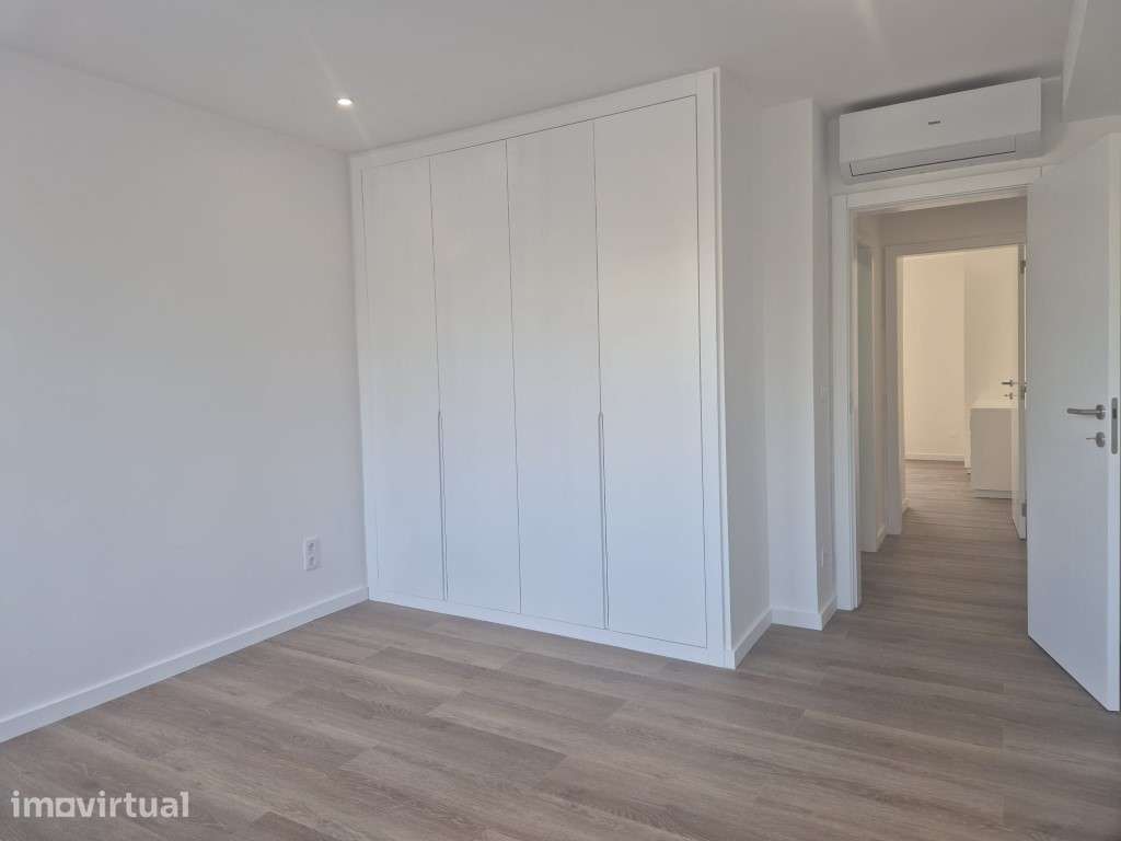Apartamento T4 Totalmente Remodelado nos Olivais - Grande imagem: 3/42
