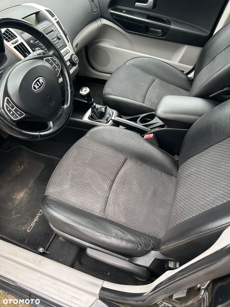 Kia Ceed 1.6 Comfort - 5