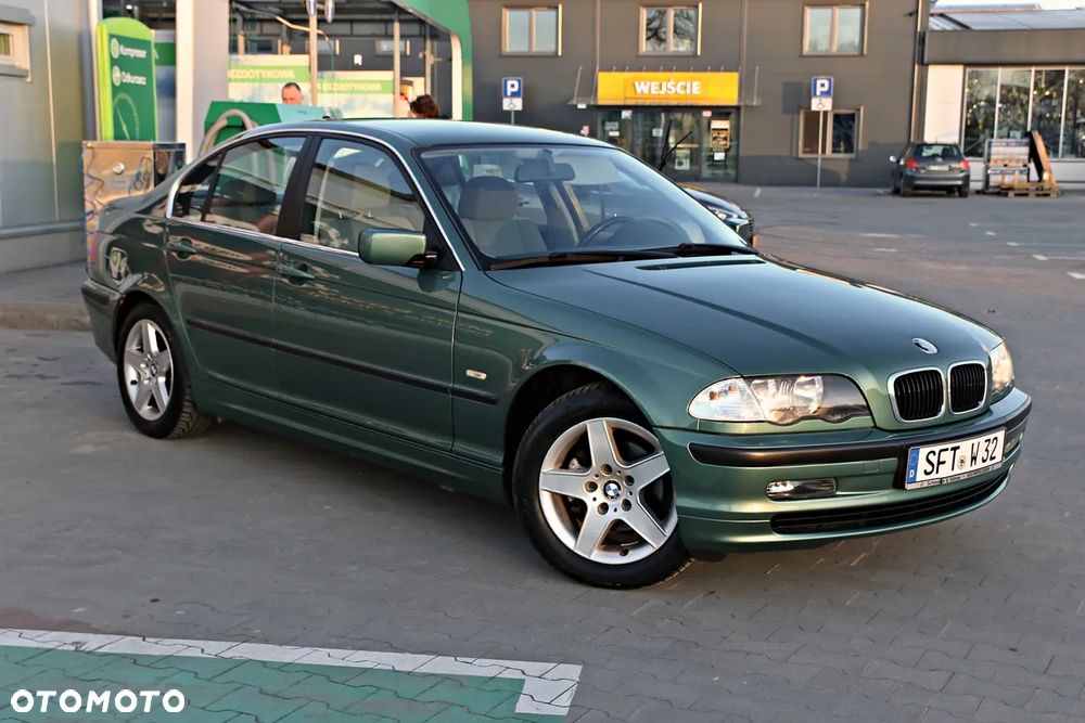 BMW Seria 3 320i - 15