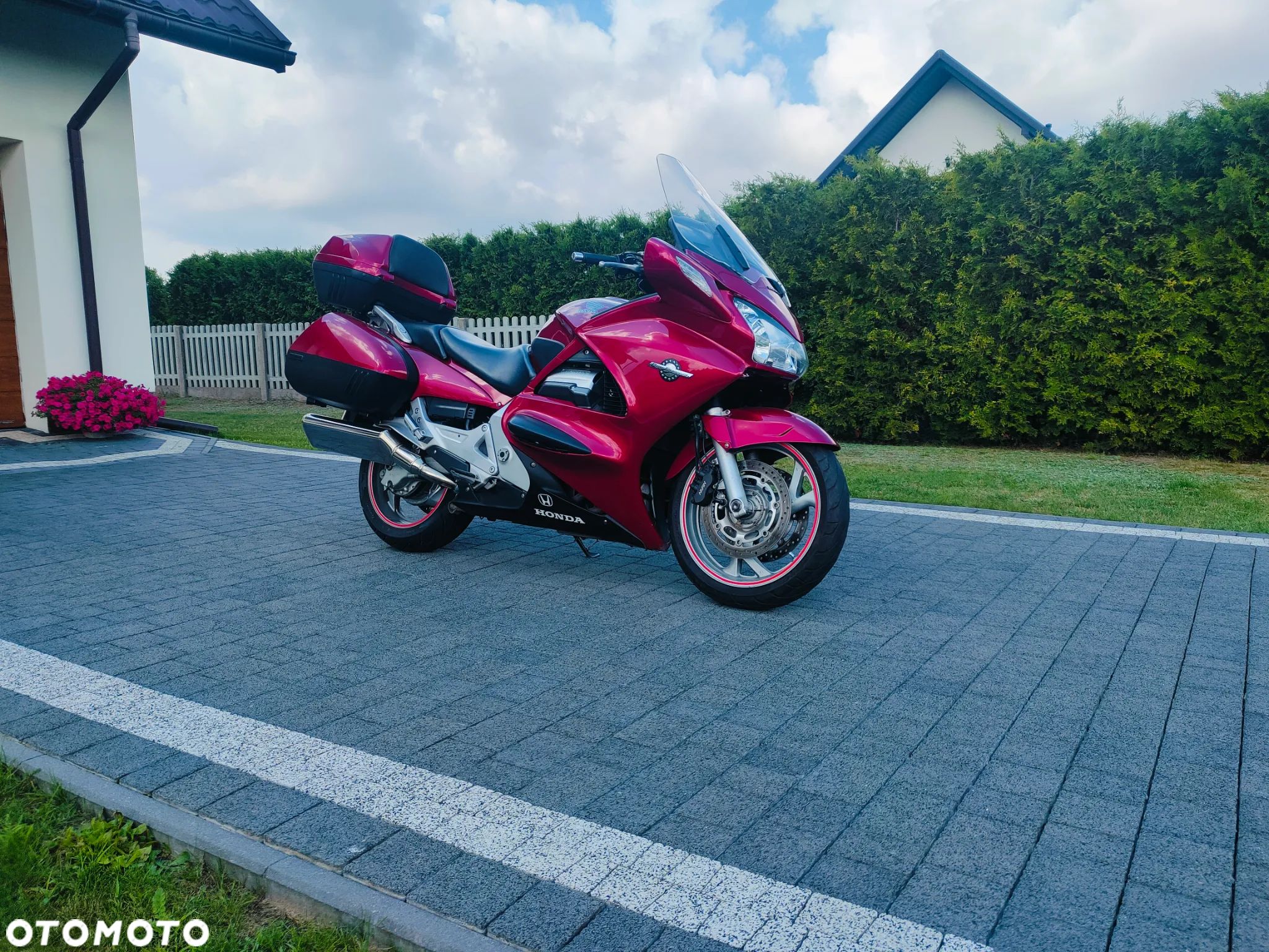 Honda ST - 1