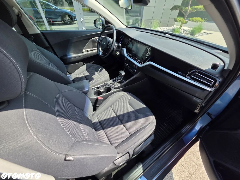 Kia Niro 1.6 GDI Hybrid Business Line - 20