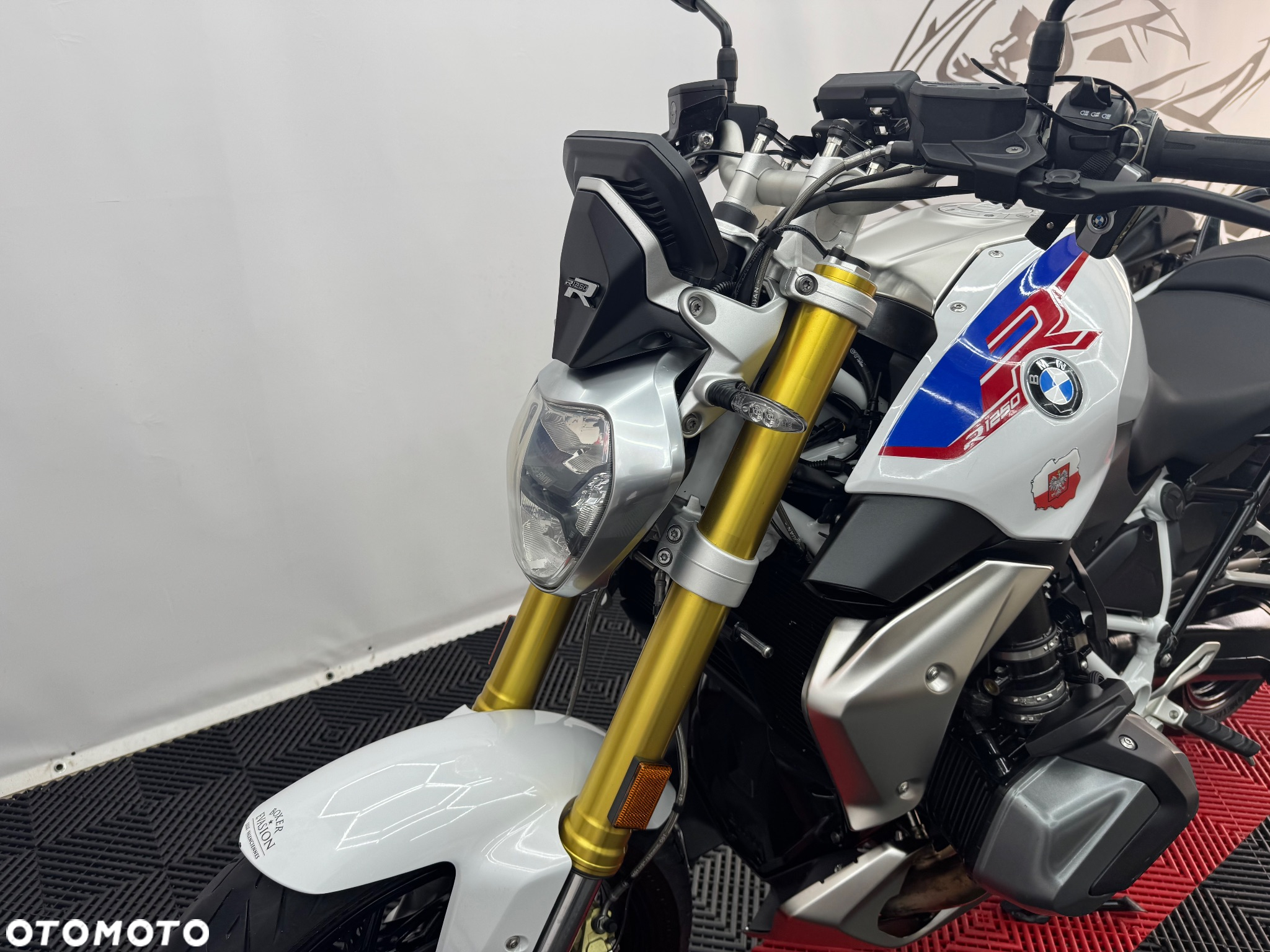 BMW R - 10