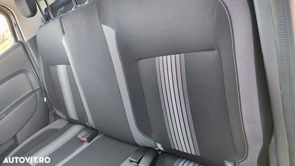 Dacia Logan 1.0 SCe SL PLUS - 8