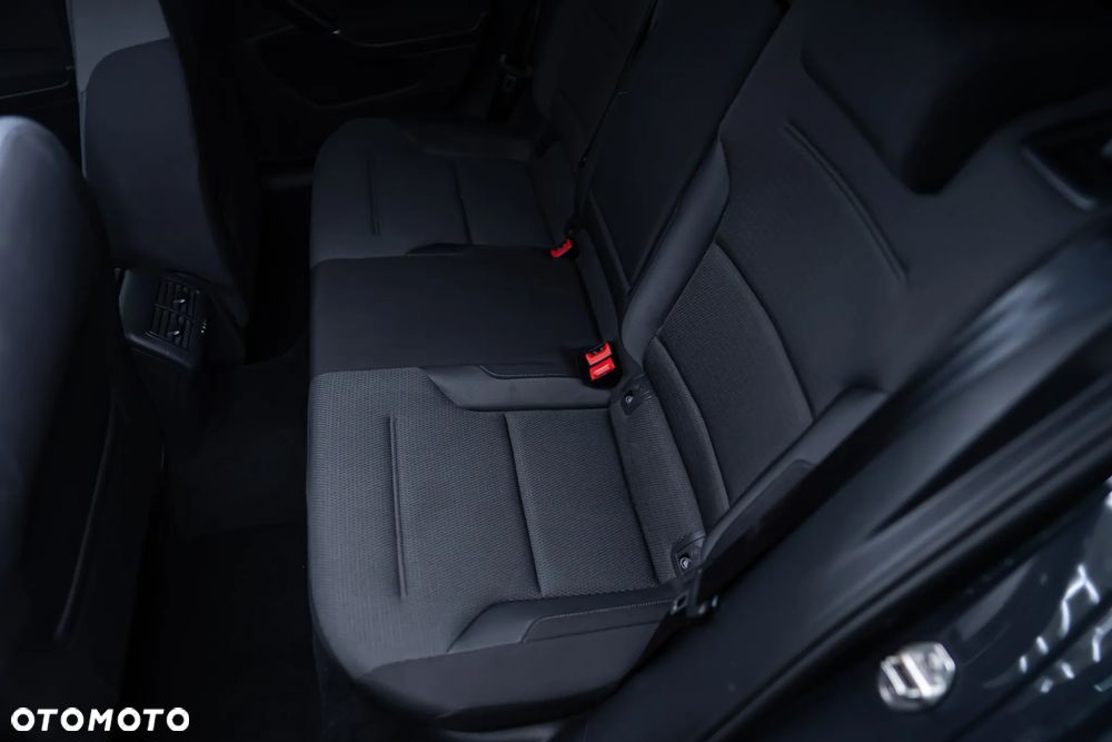 Volkswagen Golf 1.6 TDI SCR Comfortline - 16