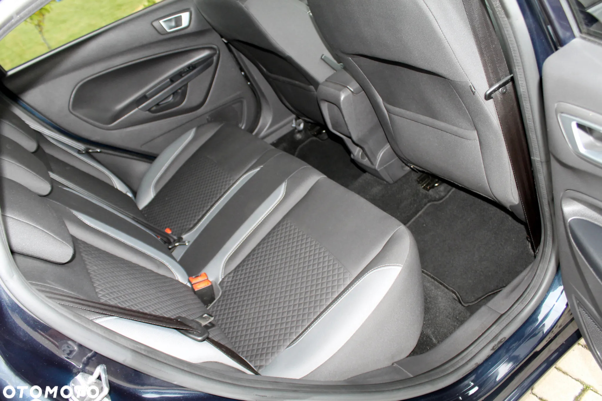 Ford Fiesta 1.0 EcoBoost S&S TREND - 15