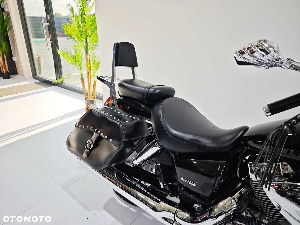 Honda Shadow - 7
