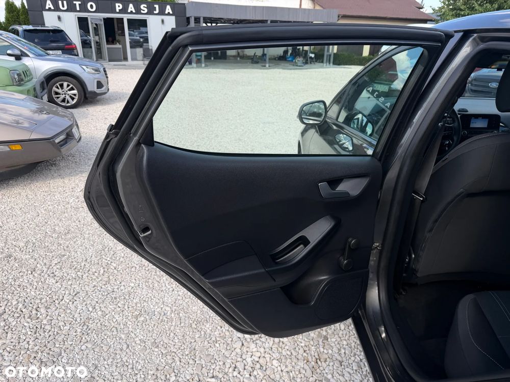 Ford Fiesta 1.1 SYNC Edition - 21