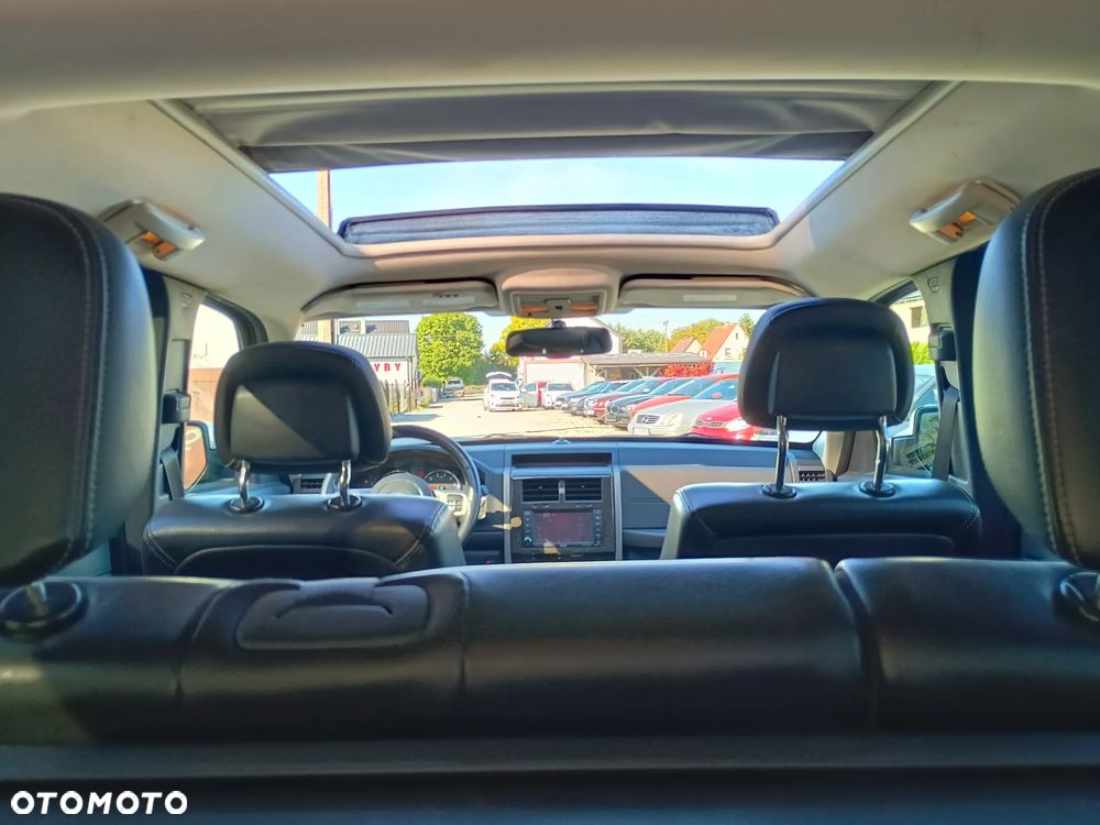 Jeep Liberty 3.7 4x4 - 18