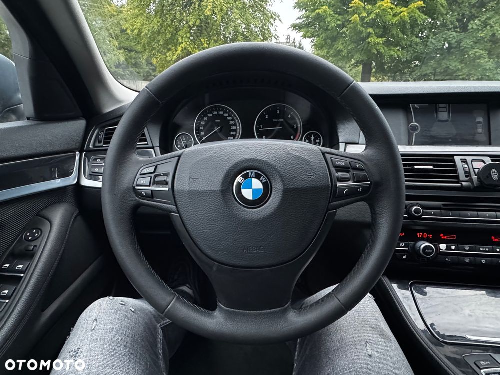 BMW Seria 5 - 21