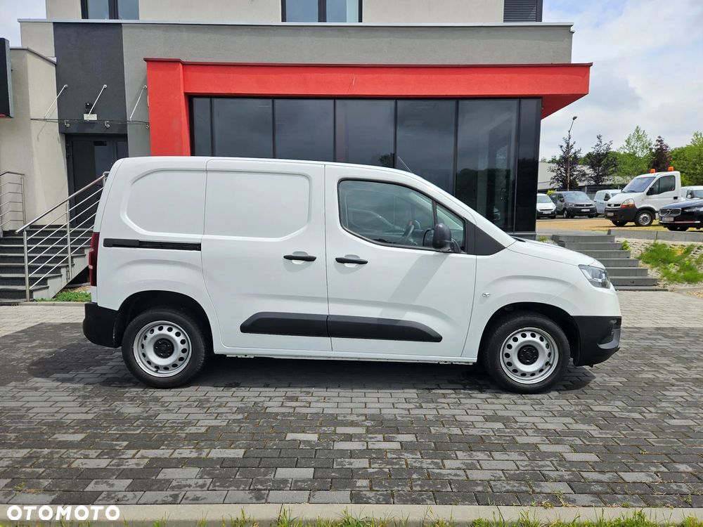 Toyota ProAce City 1.5HDI 102KM - 2