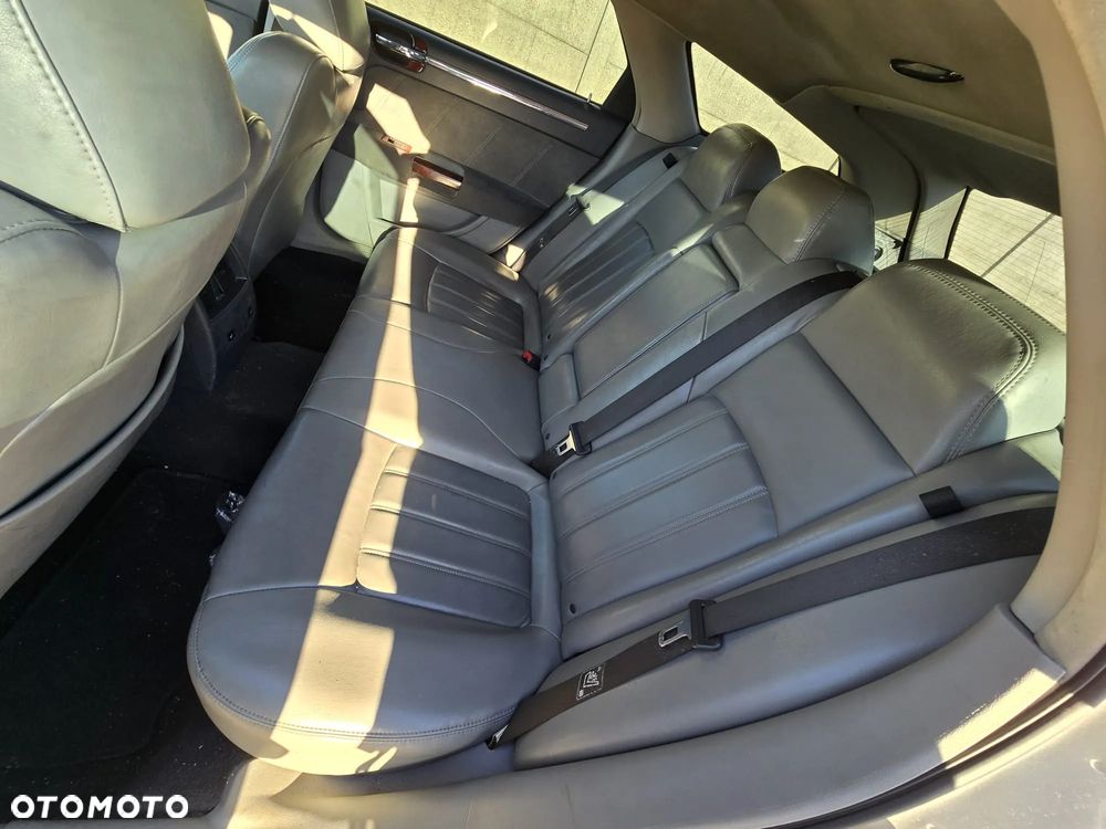 Chrysler 300C Touring 3.0 CRD DPF Automatik - 15