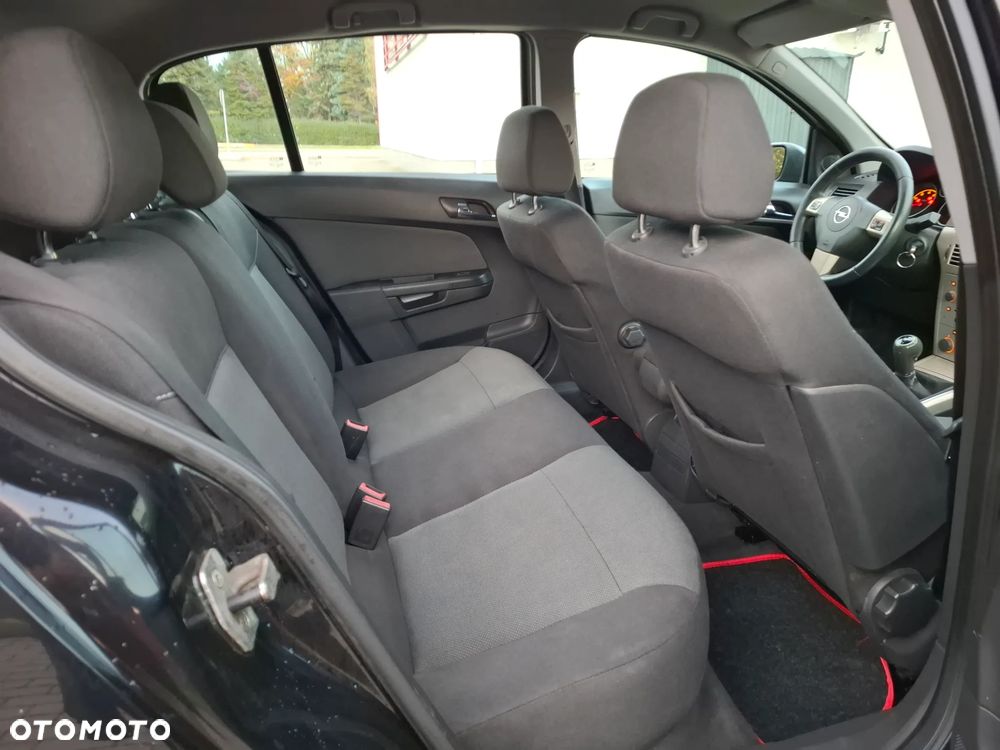 Opel Astra - 17
