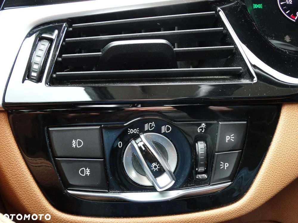 BMW Seria 5 520d Luxury Line - 20