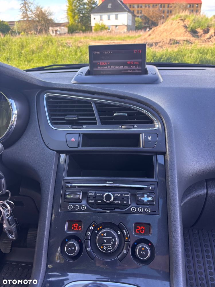 Peugeot 5008 1.6 Active 7os - 5