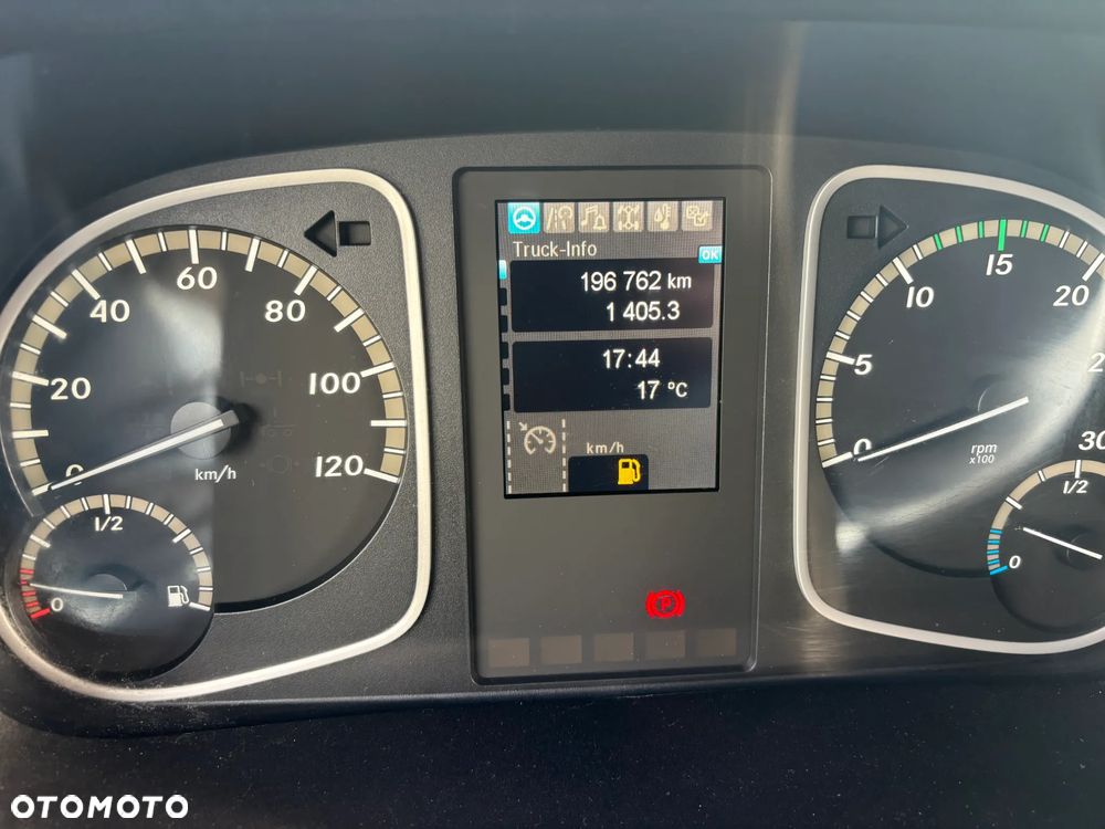 Mercedes-Benz 818 821 921 1018 1221 1218 1224 1523 1527 NOWA ZABUDOWA WYWROT KIPER 3 STRONY KILKA SZTUK NA PLACU MOZLIWOSC WYKONANIA ZABUDOWY POD KLIJENTA - 8