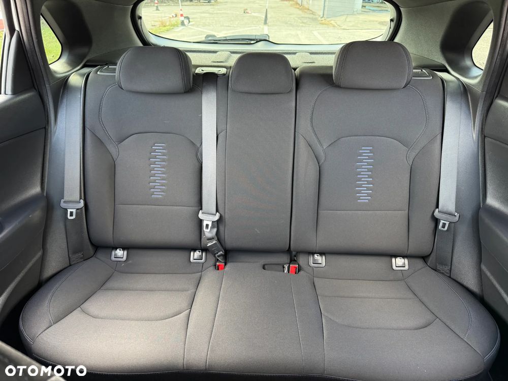Hyundai i30 1.4 Passion - 34