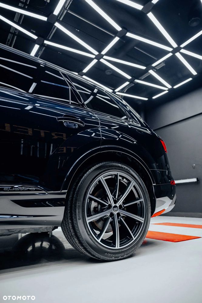 Audi Q7 - 19