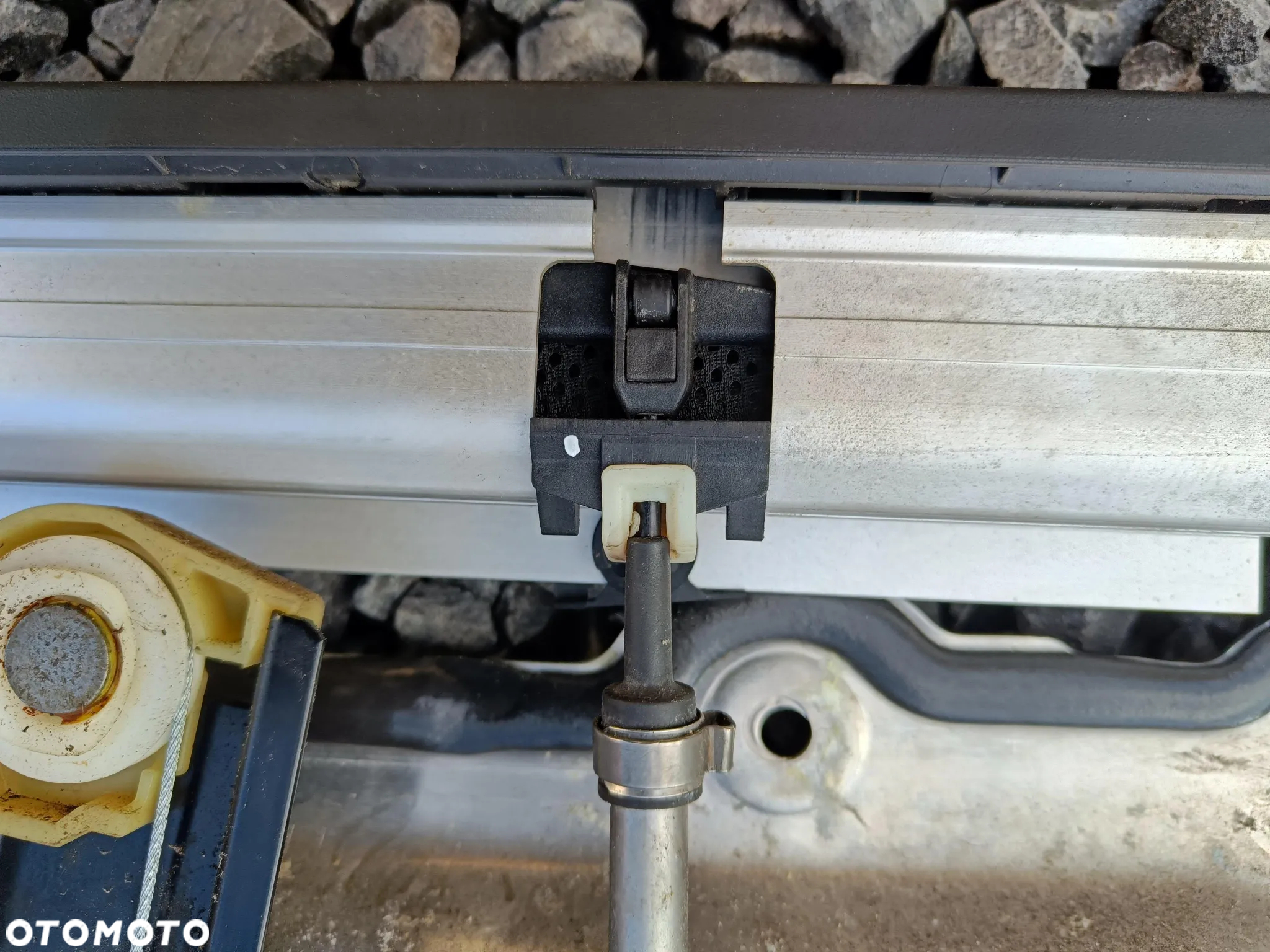AUDI A8 D3 ROLETA ELEKTRYCZNA SZYBY BOCZNEJ LEWA PRAWA TYŁ 4E0861833G 4E08618334G - 9