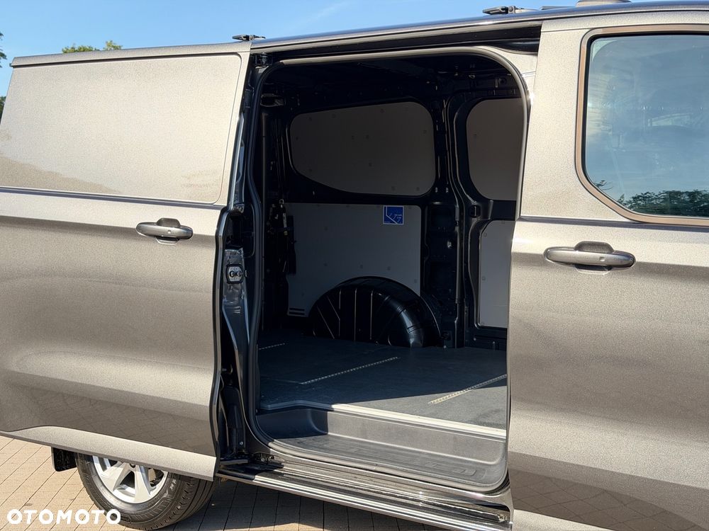 Ford Transit Custom - 23
