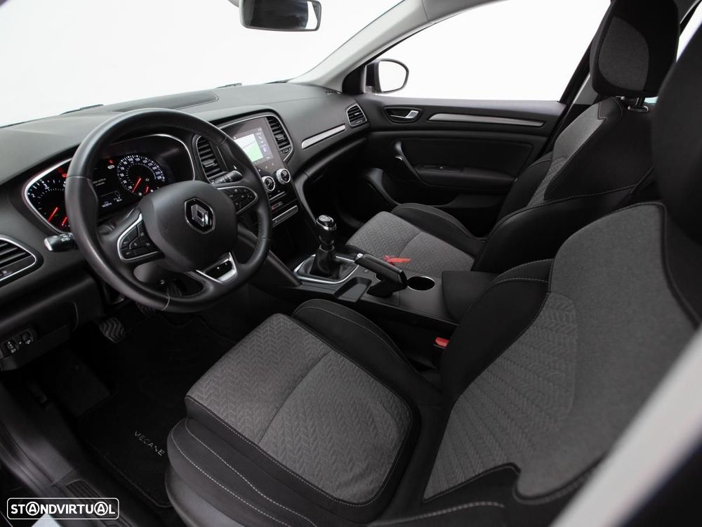 Renault Mégane 1.5 Blue dCi Limited - 6