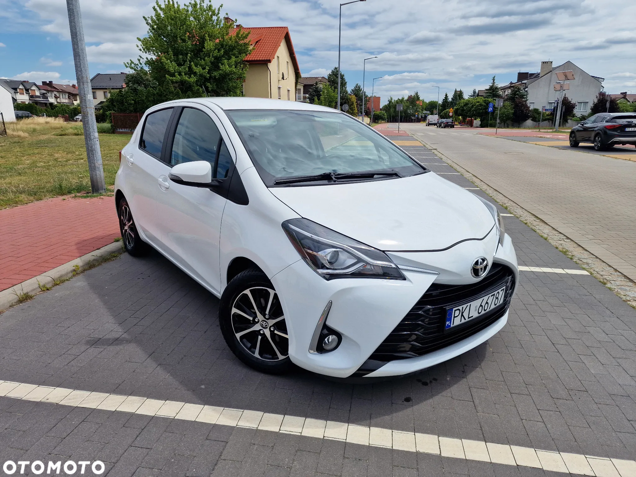 Toyota Yaris 1.0 Comfort - 10