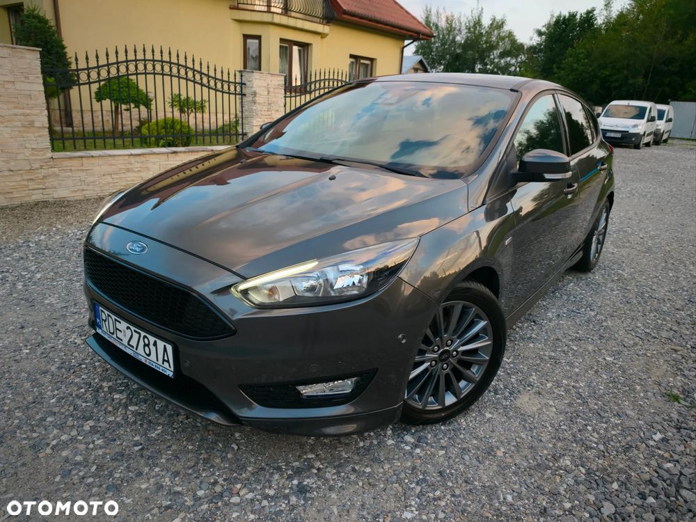 Ford Focus 1.0 EcoBoost ST-Line - 1
