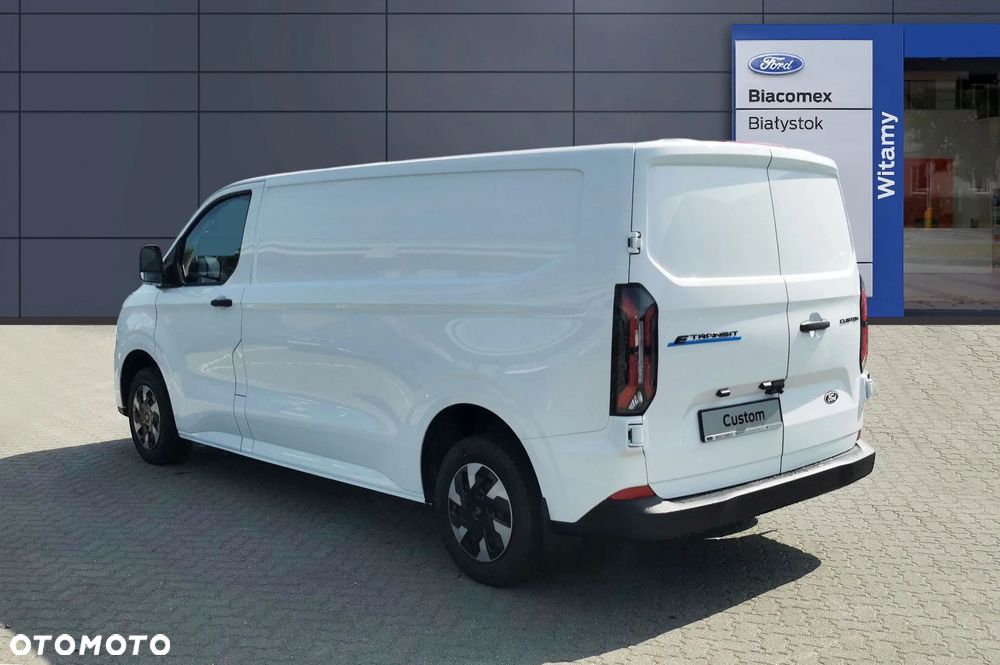 Ford TRANSIT CUSTOM - 5