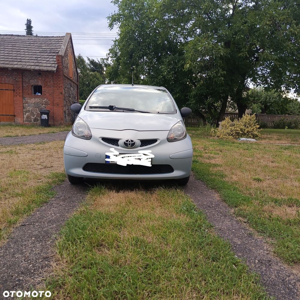 Toyota Aygo - 1