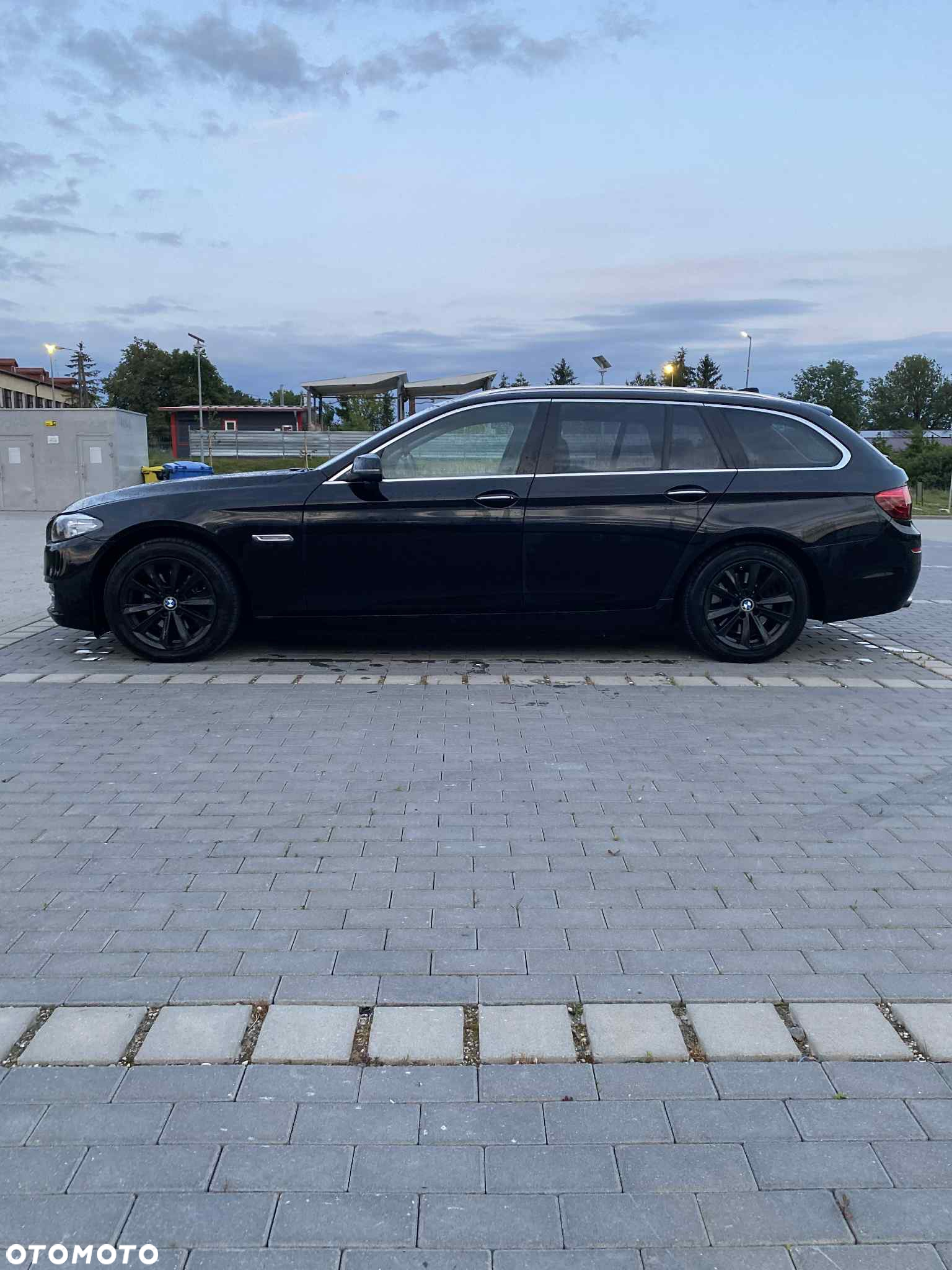 BMW Seria 5 520d Touring - 5