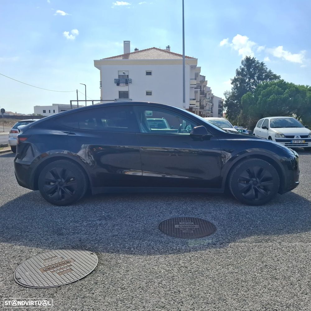 Tesla Model Y RWD - 6